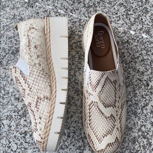 Franco Sarto slip on wedge snakeskin print sz 11
